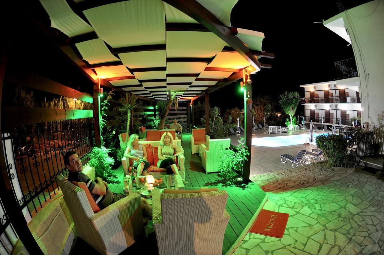 Marina Boutique Hotel Moraitika Exterior foto